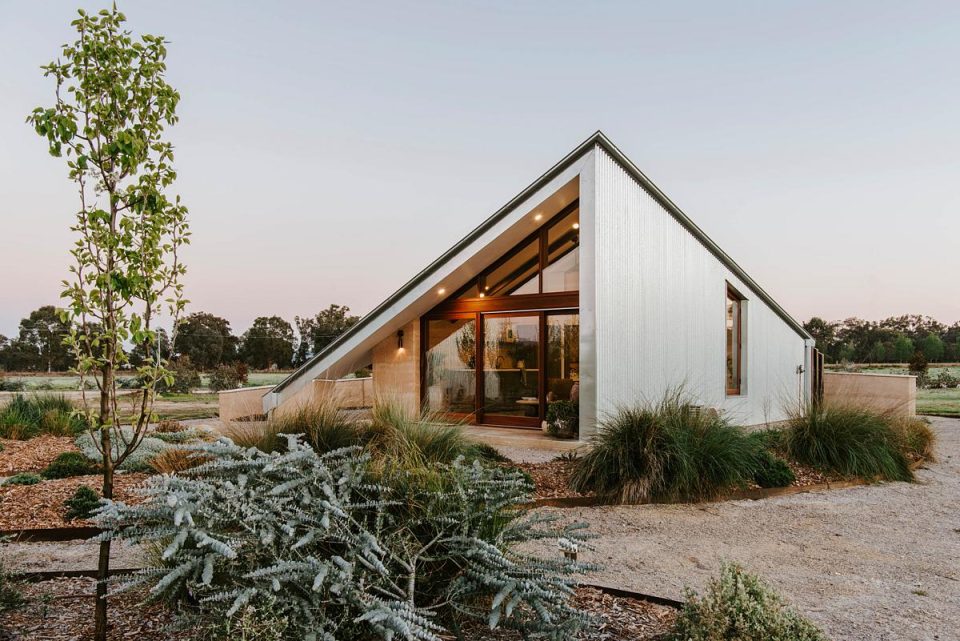 Off the grid luxury stay in Mudgee