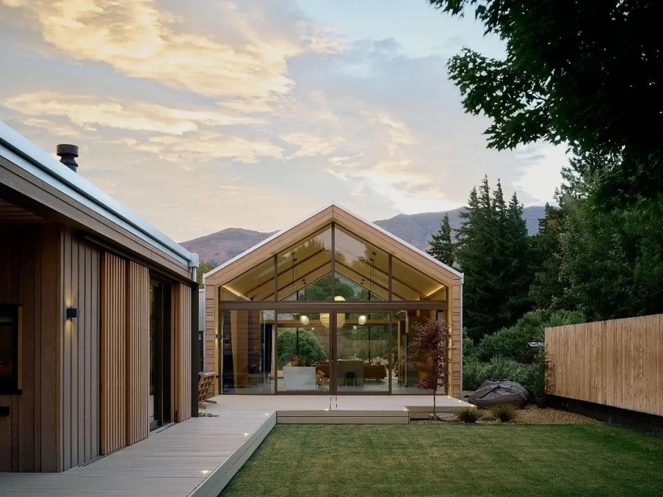 sustainable pavilion home